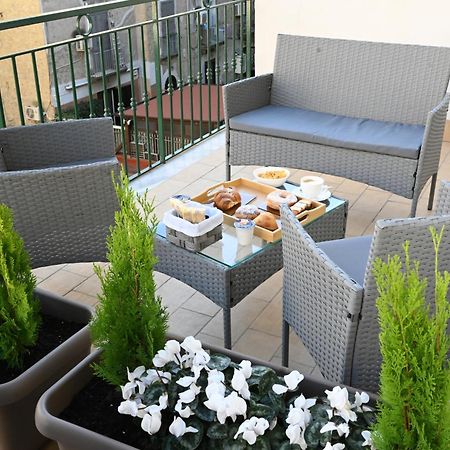 Solymar B&B Napoli Bagian luar foto