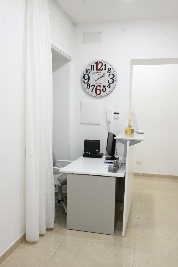 Solymar B&B Napoli Bagian luar foto