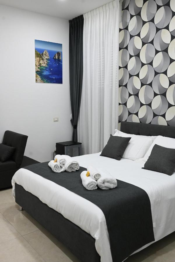 Solymar B&B Napoli Bagian luar foto