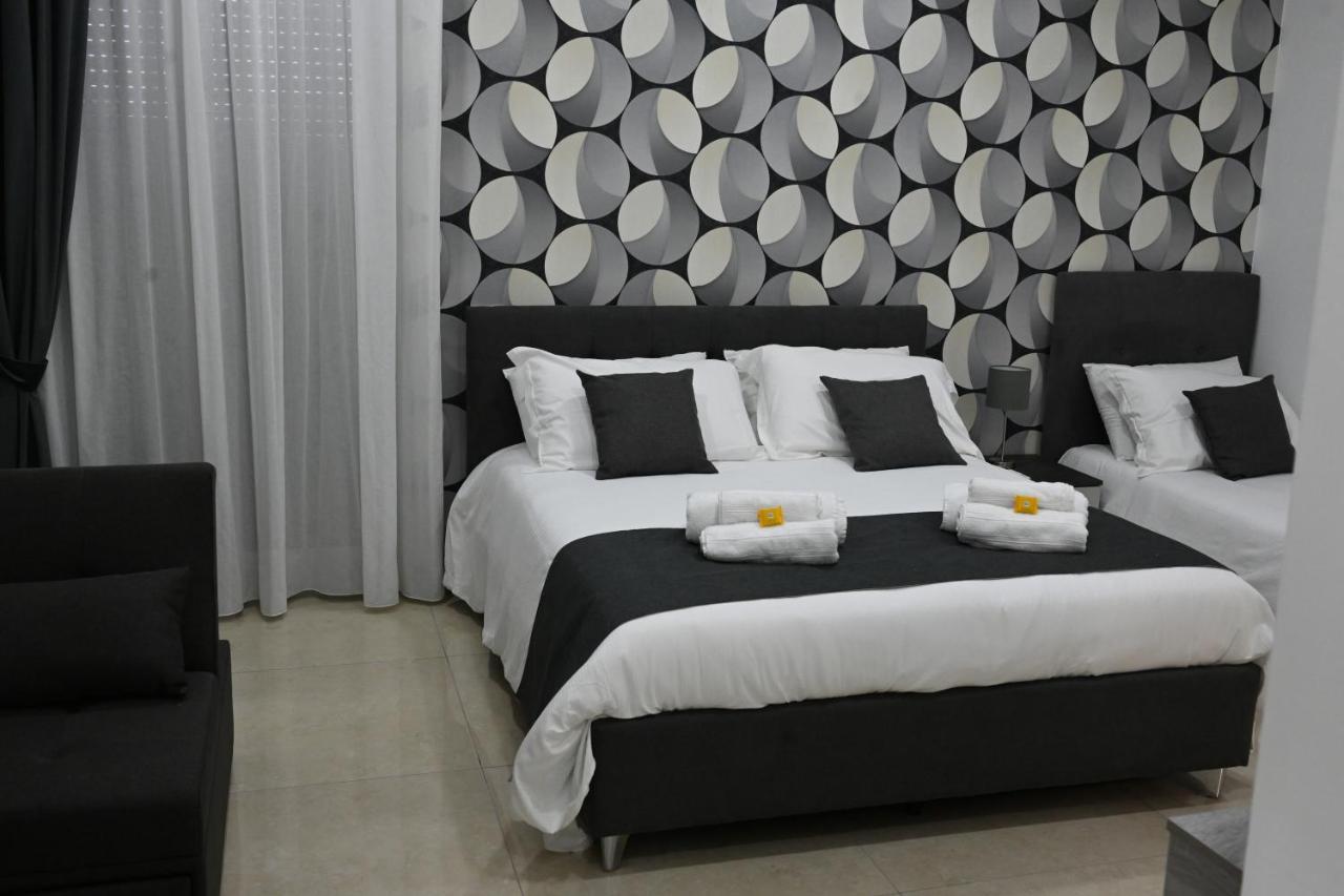 Solymar B&B Napoli Bagian luar foto